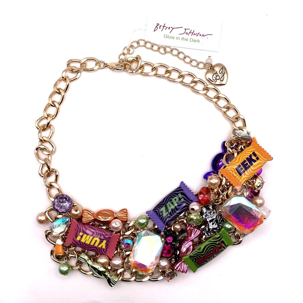 NWT BETSEY JOHNSON Halloween Candy Bib Statement Necklace Faux Pearls Gold Tone